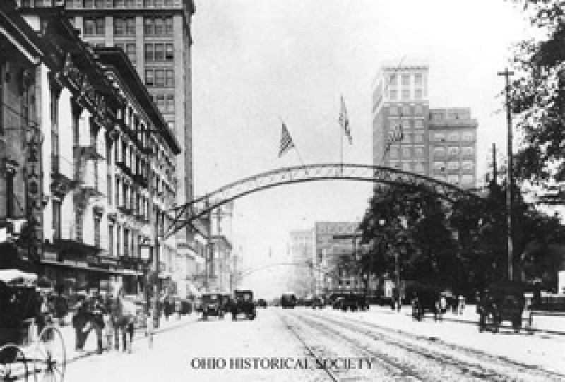 Black and white image of downtown Columbus from the 1800s.